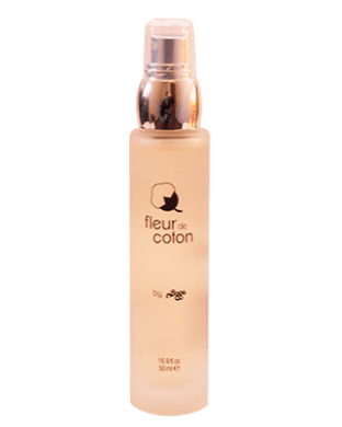 Parfum Fleur de Cotton - парфюм с легким ароматом цветка хлопка и фруктовой свежести.